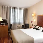 Exe Plaza Delicias Hotel
