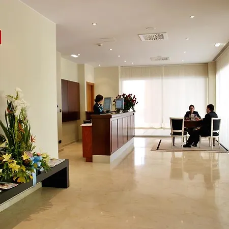 Exe Plaza Delicias Saragoça