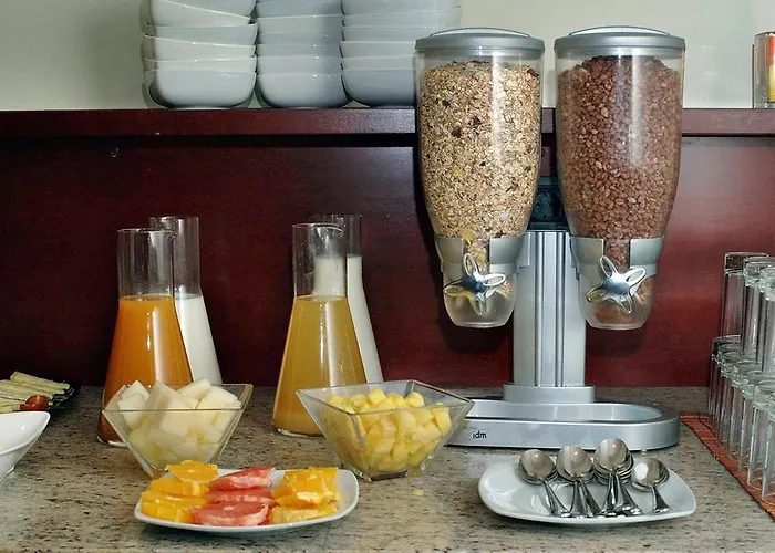 Hotell Exe Plaza Delicias Zaragoza