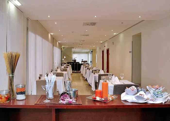 Hotell Exe Plaza Delicias Zaragoza