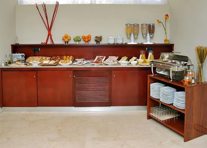 Exe Plaza Delicias מלון 3*