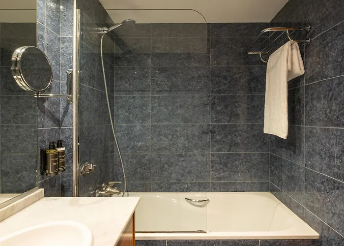 Exe Plaza Delicias Hotell 3*