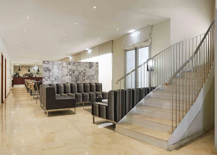 Hotell Exe Plaza Delicias